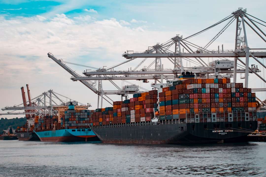 A Beginner’s Guide to Importing Products Safely